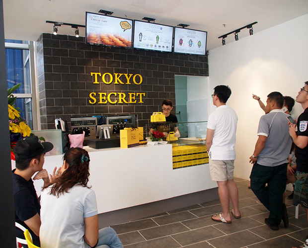 The queues on Saturday at Tokyo Secret