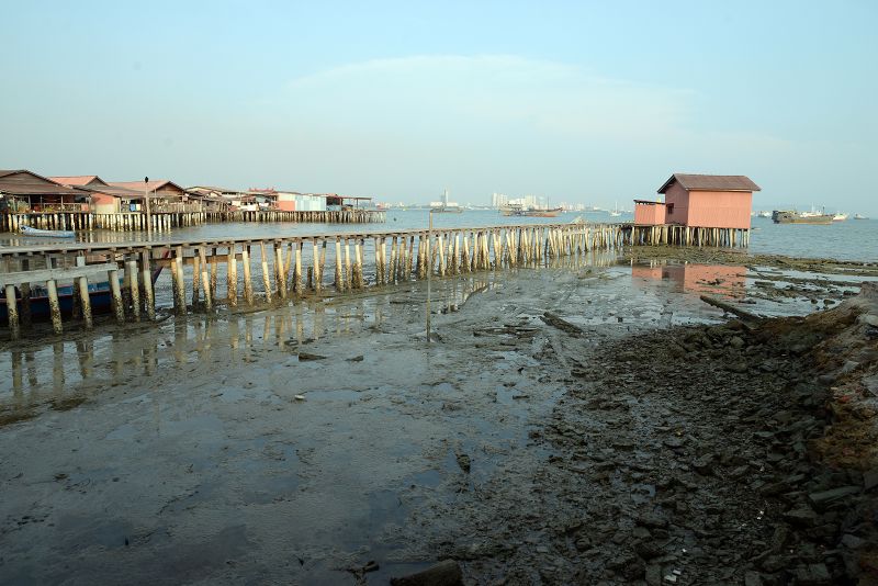 The clan jetties along Weld Quay. ― Picture by KE Ooi