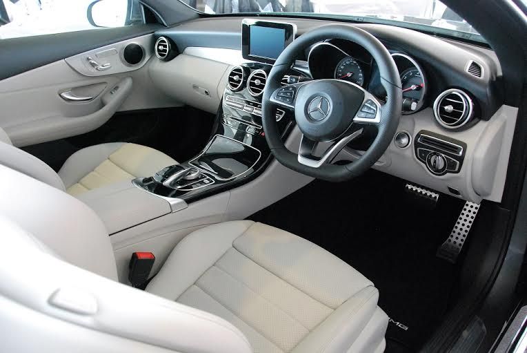 An interior reflecting the Mercedes-Benz design philosophy of sensual purity combining emotion with intelligence.