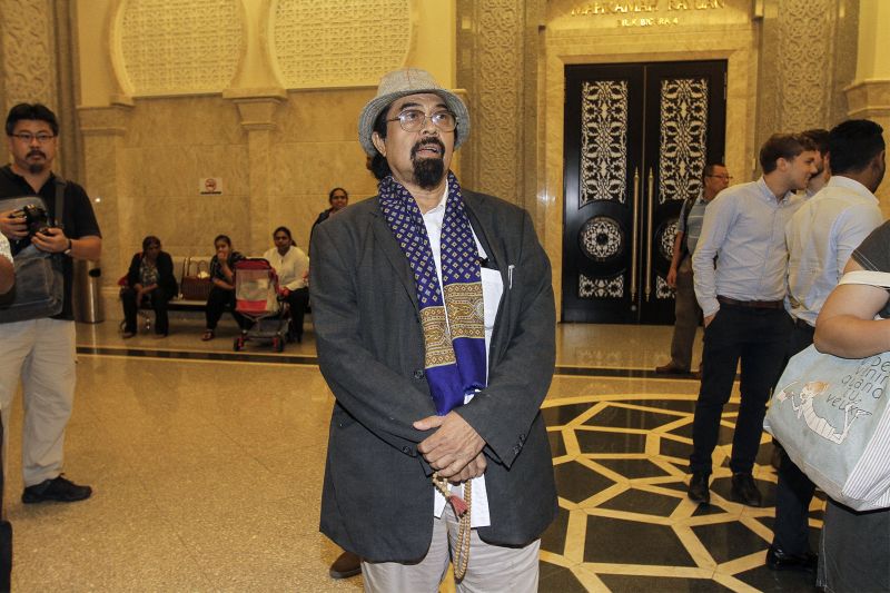Hishamuddin Rais arrives at Palace of Justice in Putrajaya, May 16, 2016. u00e2u20acu2022 Picture by Yusof Mat Isa
