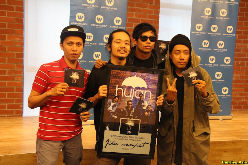 Hujan return to the UK to promote their latest album, u00e2u20acu02dcJika Sempatu00e2u20acu2122. u00e2u20acu201d TheHive.Asia pic