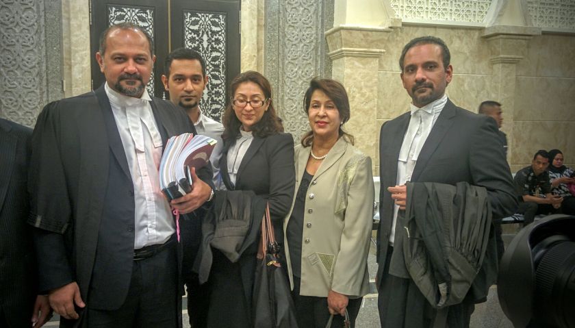 (From left) Karpal's children Puchong MP Gobind Singh Deo, Mankarpal Singh, Sangeet Kaur, Karpal's wife Gurmit Kaur and Karpal's son Bukit Gelugor MP Ramkarpal Singh. u00e2u20acu201d Picture by Mayuri Mei Lin
