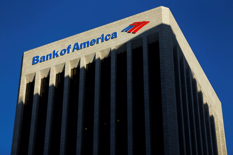 The Bank of America building in Los Angeles October 29, 2014. REUTERS/Mike Blake/File Photo