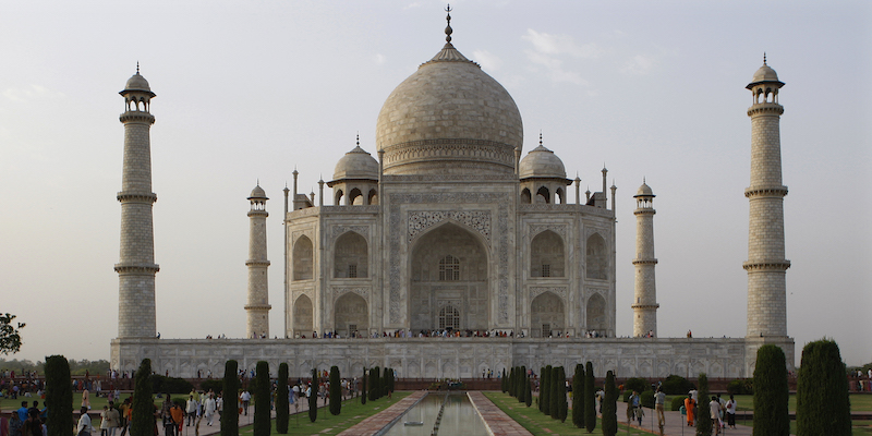 The Taj Mahal in Agra, India, May 3, 2008. u00e2u20acu201d Picture by Ruth Fremson/The New York Times