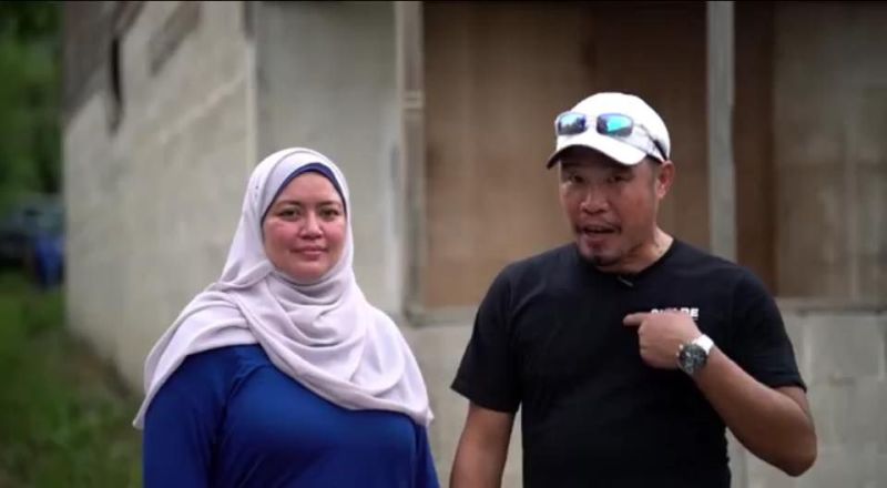 David Wu and Hayati Ismail, connections through Projek Wumah. u00e2u20acu201d Picture supplied Dharm Navaratnam