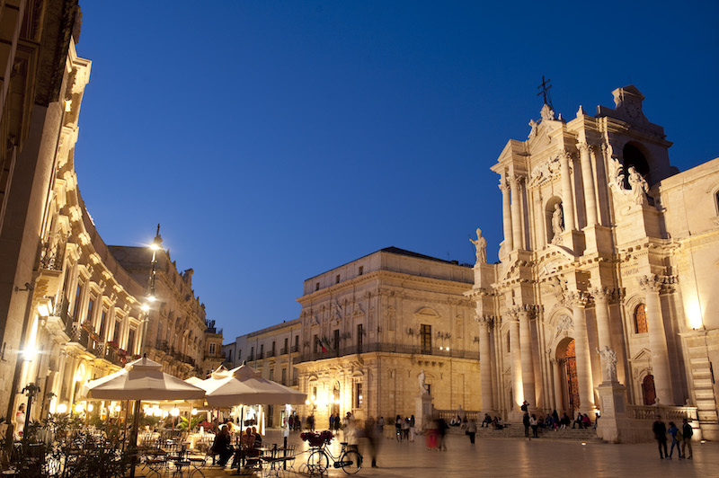 The Piazza Duomo, where Caravaggiou00e2u20acu2122s painting u00e2u20acu02dcThe Burial of St. Lucia,u00e2u20acu2122 is temporarily housed, in the Sicilian city of Syracuse, Italy, May 21, 2016. u00e2u20acu201d Picture by Susan Wright/The New York Times
