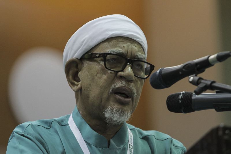 Datuk Seri Abdul Hadi Awang addressing the crowd at the 62nd PAS Muktamar in Pengkalan Chepa, Kelantan, June 2, 2016. u00e2u20acu2022 Picture by Yusof Mat Isa 