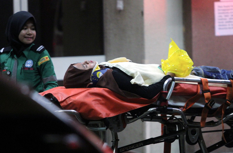 A passenger on Malaysia Airlines Flight MH01 from London to Kuala Lumpur International Airport (KLIA) who was injured suffered a concussion, was taken to the Emergency Department and Trauma, Putrajaya Hospital, June 5, 2016. u00e2u20acu201d Bernama pic