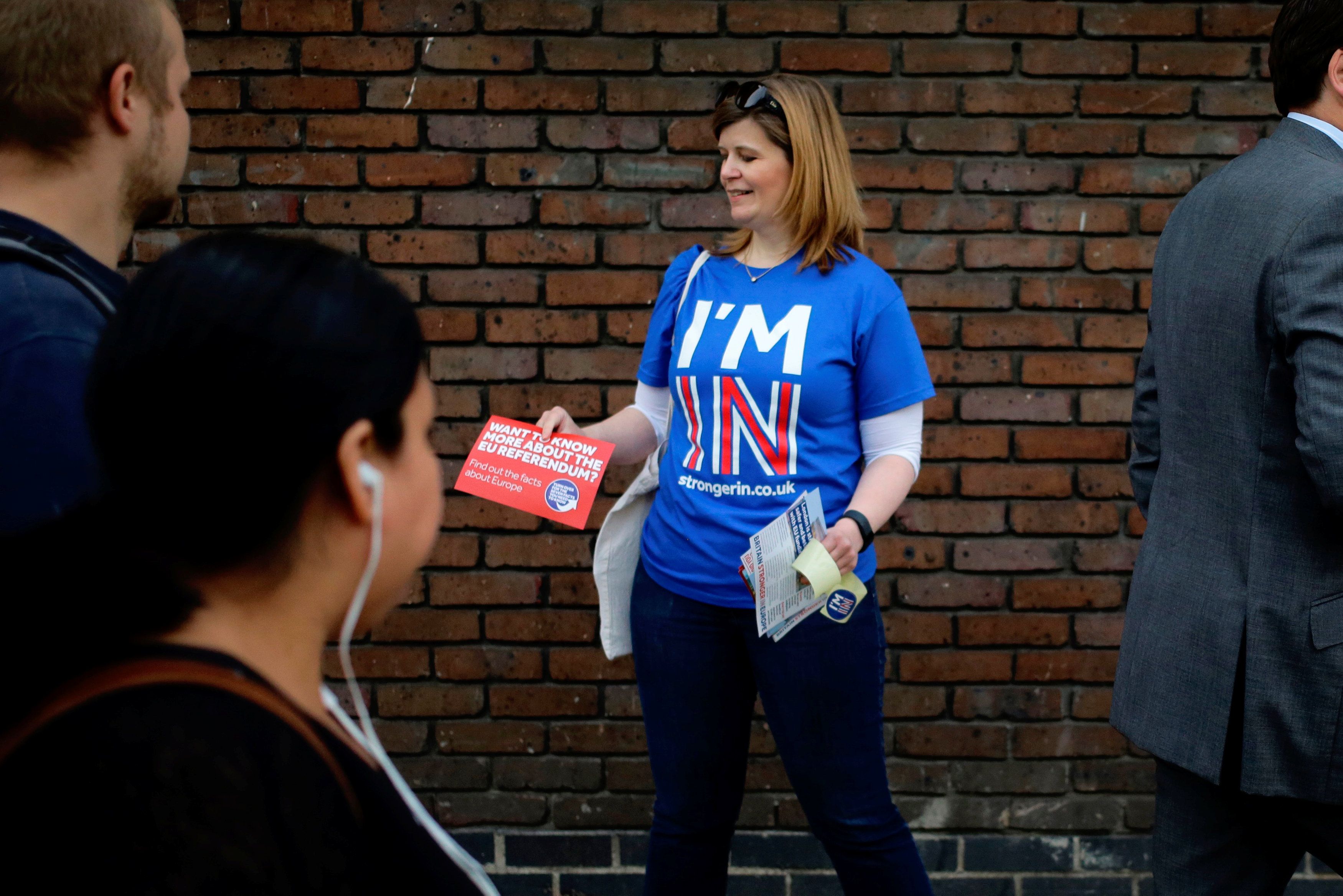 A woman campaigning in London May 20, 2016, to stay in Europe for the Brexit vote. REUTERS/Kevin Coombs
