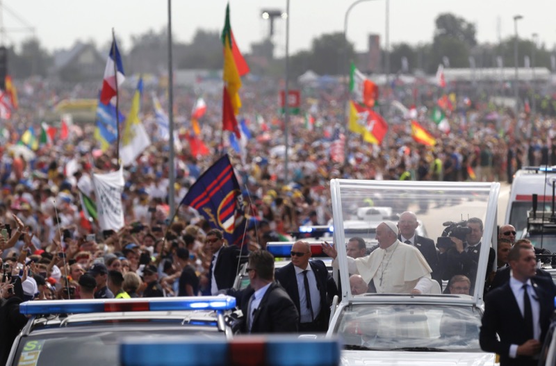 Pope Francis greets faithful as he arrives to the Campus Misericordiae during World Youth Day in Brzegi near Krakow, Poland, July 31, 2016. u00e2u20acu201d Reuters pic