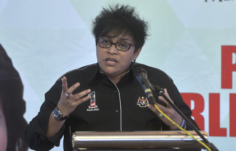 Minister in the Prime Ministeru00e2u20acu2122s Department Datuk Seri Azalina Othman Said speaking at Parliament, July 26, 2016. u00e2u20acu201d Bernama pic