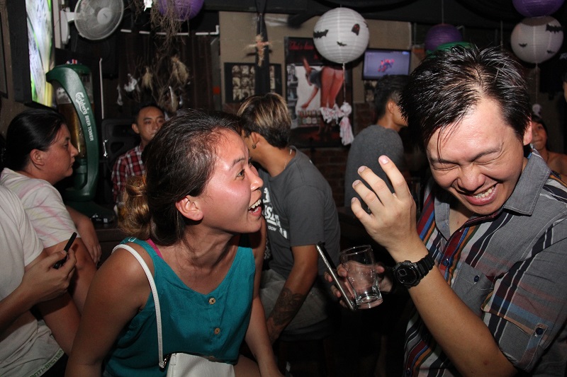 Bar Pursuit covers a wide spectrum of night spots, from the cheap and cheerful to high-end wine bars. u00e2u20acu201d Picture courtesy of Amazing Borneo