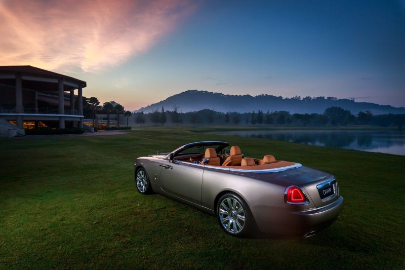 The Dawn is designed to make a car that looks as beautiful with its roof up as with it down. © Rolls-Royce