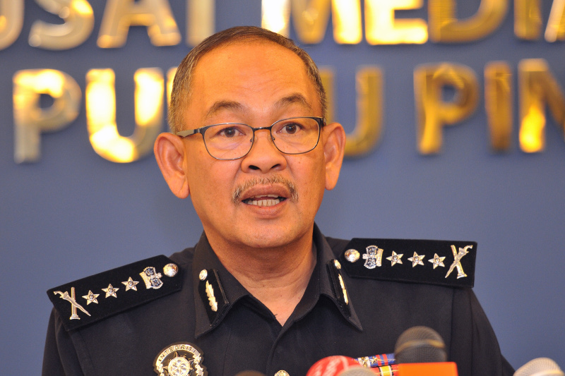 Penang police chief Commissioner Datuk Abdul Ghafar Rajab (pictured) on July 14, 2016 warned that the Batu Maung murder suspect is armed and dangerous. u00e2u20acu201d Picture by KE Ooi