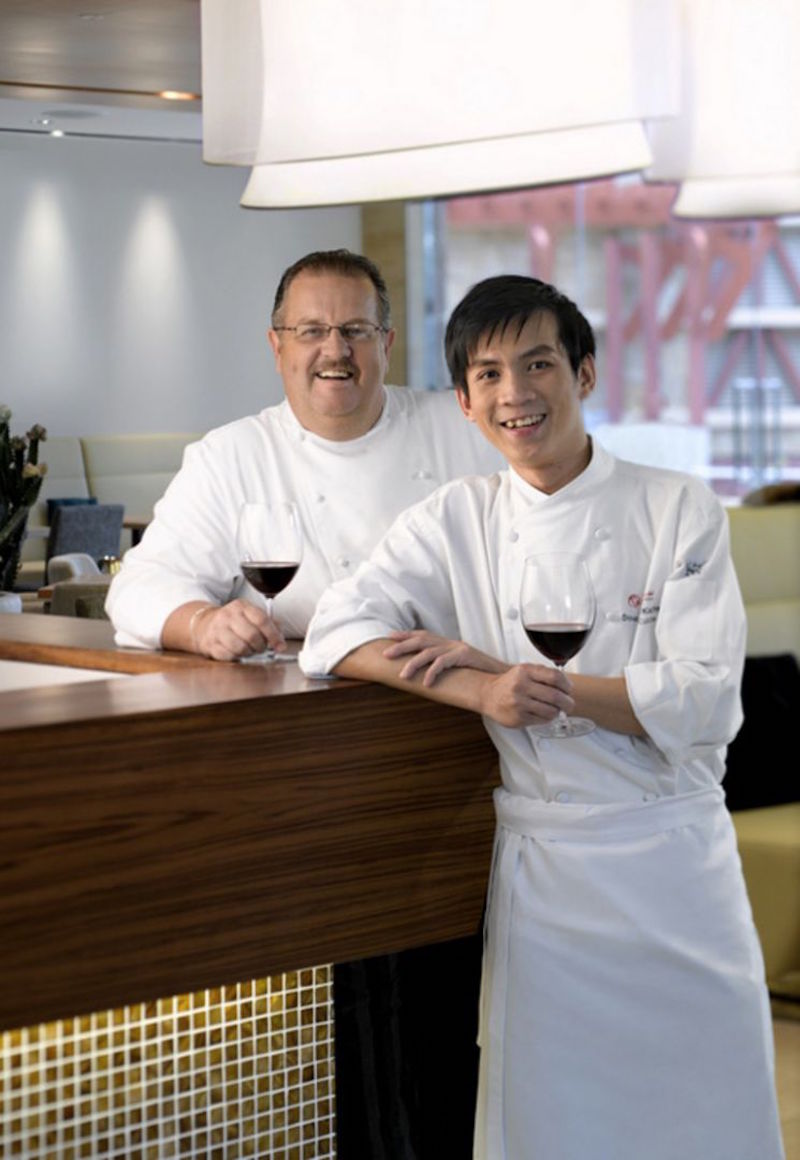 Chef Scott Webster & Chef de Cuisine Douglas Tay of Osia Steak and Seafood Grill. — TODAY pic