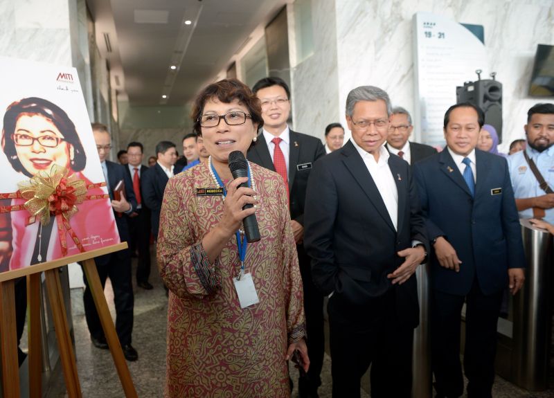 Retiring Miti secretary-general Tan Sri Dr Rebecca Fatima Sta Maria speaks at a farewell at Tower Miti July 1, 2016. On her left are Minister of International Trade and Industry Datuk Seri Mustapa Mohamed Bernama pic 