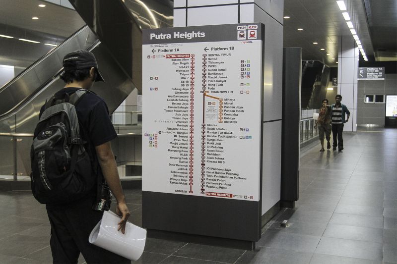 A display of the routes for the extended Sri Petaling and Kelana Jaya LRT lines that connects at the Putra Heights station. u00e2u20acu2022 Picture by Yusof Mat Isa
