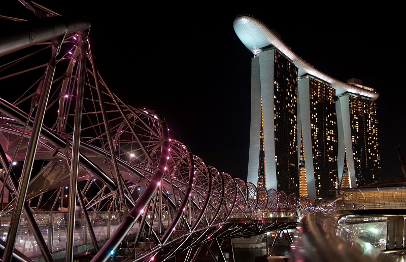 File picture of The Helix Bridge (left) with the Marina Bay Sands resort in the background in Singapore November 1, 2010. u00e2u20acu201d Reuters pic