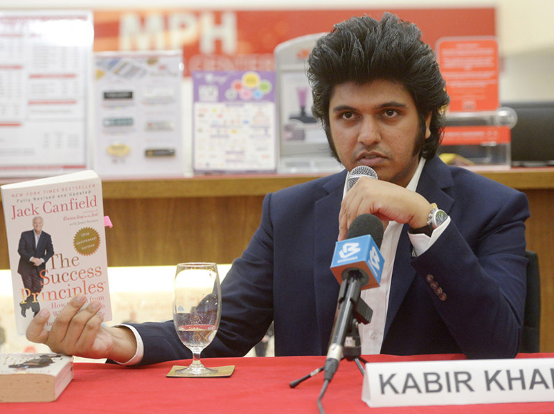 Malaysian Magician Kabir Khan Mohamad Reaz shares his journey to stardom that was featured in the New York Times best-selling book 'The Success Principles: How to Get From Where You Are to Where You Want to Be, by renowned author Jack Canfield. u00e2u20acu201d Bernam