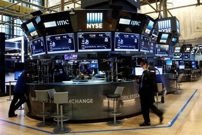 Traders work on the floor of the New York Stock Exchange (NYSE) in New York City, US, July 13, 2016. u00e2u20acu201d Reuters pic