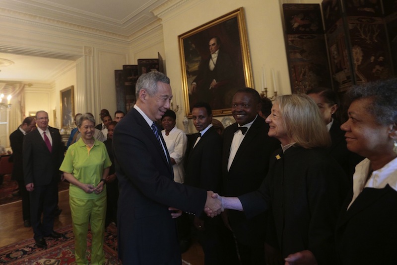 PM Lee Hsien Loong greets Blair House staff. u00e2u20acu201d TODAY pic