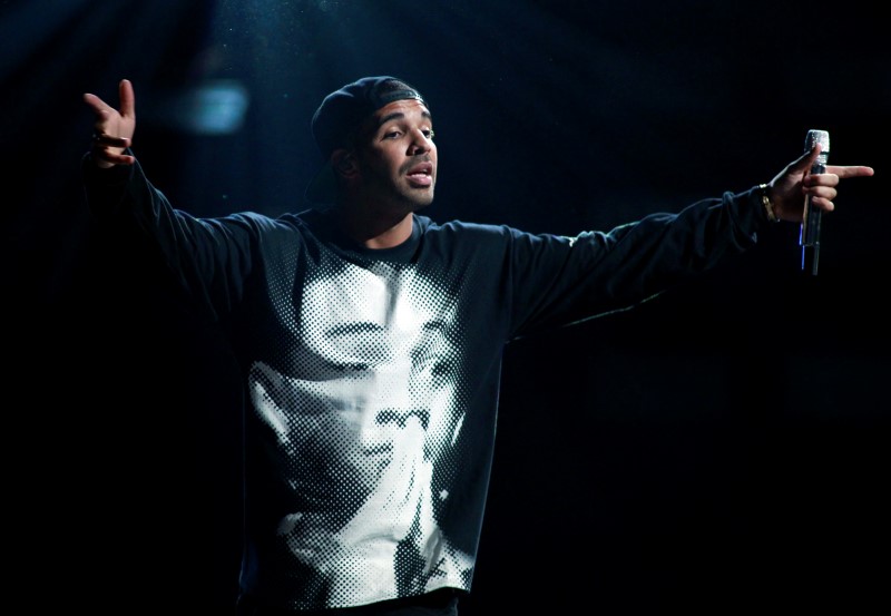 Drake performs during the iHeartRadio Music Festival in Las Vegas, Nevada September 21, 2013. u00e2u20acu201d Reuters pic