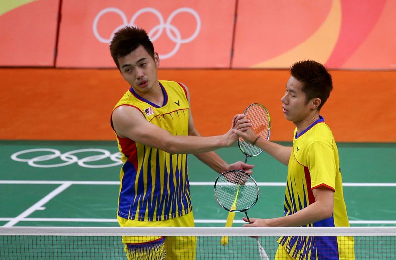 Goh V Shem and Tan Wee Kiong after winning their opening Olympics men's doubles badminton match in Rio de Janeiro August 11, 2016. u00e2u20acu201d Reuters pic