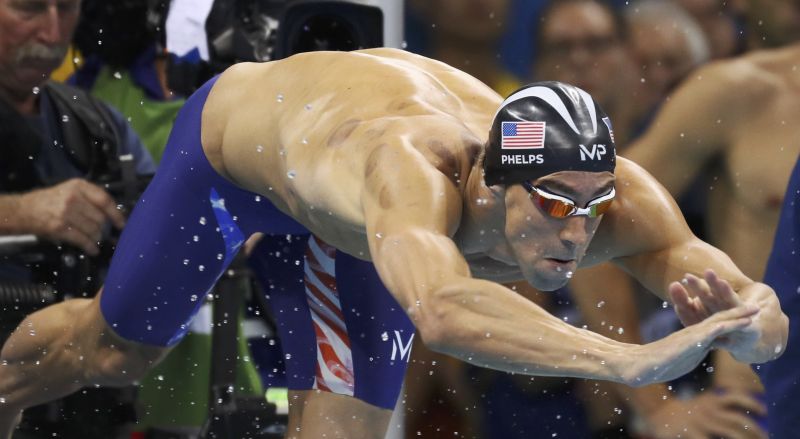 Michael Phelps dives to start the menu00e2u20acu2122s 4 x 100m freestyle relay final, August 8, 2016. u00e2u20acu201d Reuters pic