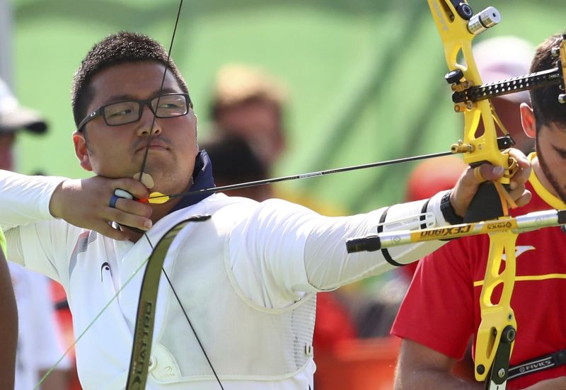 Kim Woo-Jin of South Korea competing in the Olympics men's individual archery ranking round at Sambodromo, Rio de Janeiro August 5, 2016. u00e2u20acu201d Reuters pic