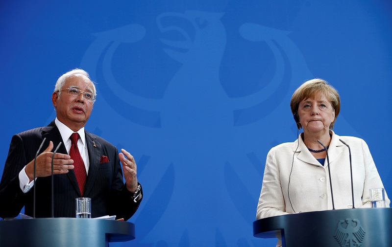 German Chancellor Angela Merkel and Malaysian Prime Minister Datuk Seri Najib Razak address a news conference after talks at the chancellery in Berlin, Germany September 27, 2016. u00e2u20acu201d Reuters pic