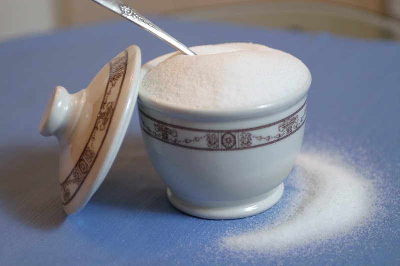 An overflowing bowl of sugar, in New York, August 19, 2004. u00e2u20acu201d Picture by Andrew Scrivani/The New York Times