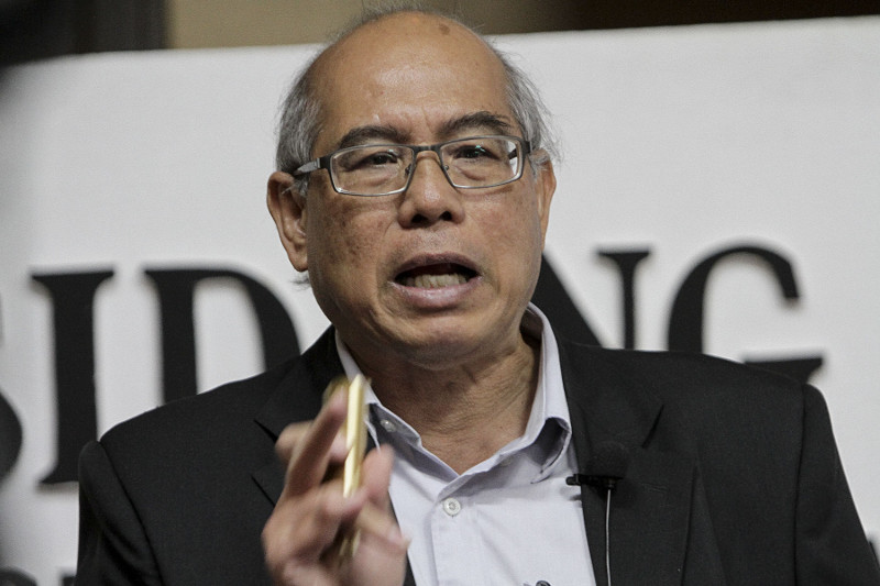 Redzuan said it is the undecided Malay voters who will face a dilemma in the November 16 by-election. — Picture by Yusof Mat Isa