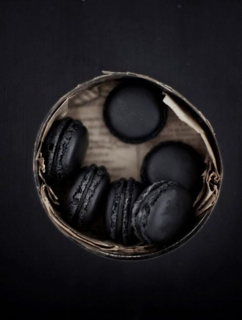 Forget your little black dress, uber-chic black macarons are your new best friend. ― Picture taken from Lovatron.com/The Hive Asia