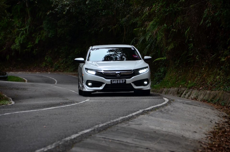The 1.8 litre engine with 141PS and 173Nm of torque is retained in the lower spec (but with higher cubic capacity) civic.u00c2u00a0u00e2u20acu201d Picture by YS Khong 