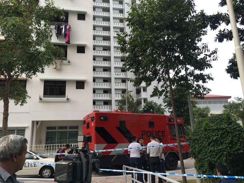 Authorities at the scene of the incident on Sembawang Drive on Sept 28, 2016. u00e2u20acu201du00c2u00a0TODAY pic 