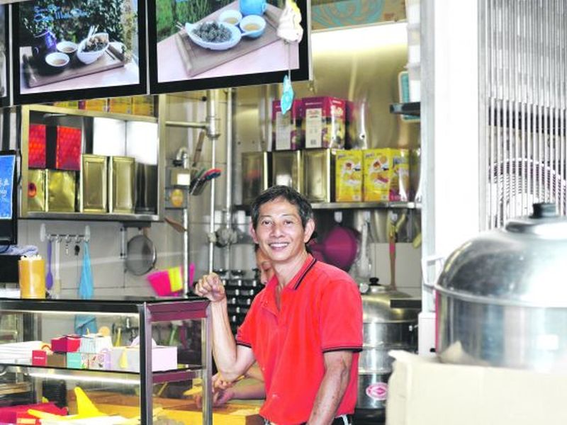 When the going got tough, Andy Tan taught himself to cook muah chee. u00e2u20acu2022 Picture by Don Mendoza/TODAY