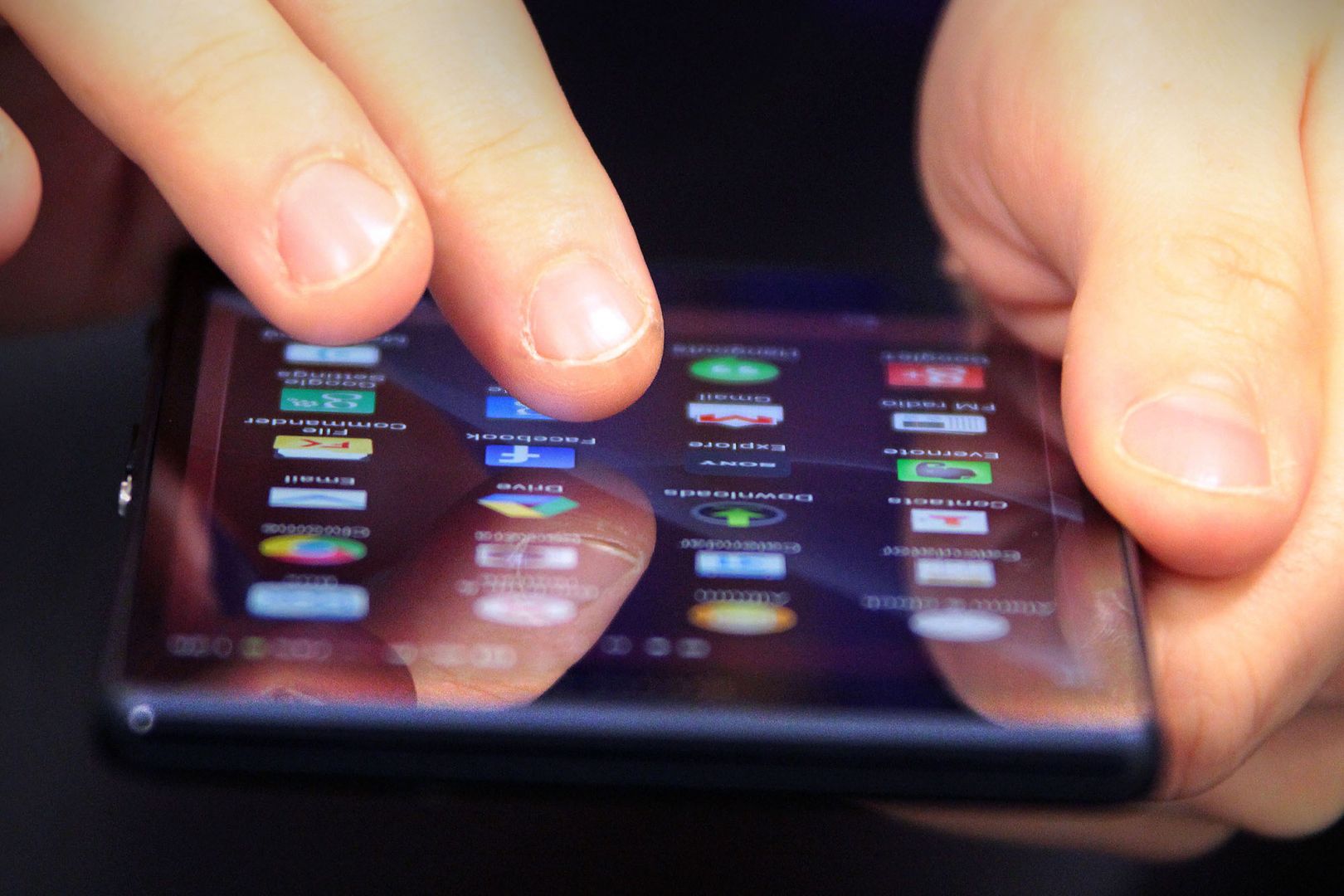 TODAY understands that Consistel could not proceed with its plan to bid for the fourth telco licence because of this ruling by the IDA. u00e2u20acu201d TODAY pic