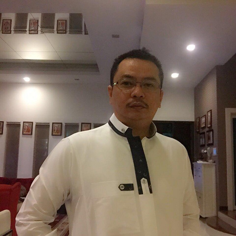 Datuk Rizal Mansor from the Special Division in the Prime Ministeru00e2u20acu2122s Office asked the electoral watchdogu00e2u20acu2122s chairman Maria Chin Abdullah to justify her groupu00e2u20acu2122s claim to being a politically free entity. u00e2u20acu201d Picture courtesy of Rizal Mansor's Facebook 