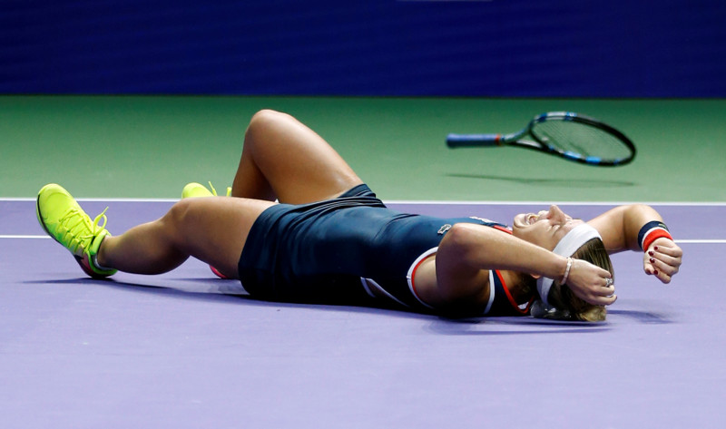Dominika Cibulkova of Slovakia celebrates after defeating Svetlana Kuznetsova of Russia at the WTA Finals Singles Semifinals in Singapore, October 29, 2016 u00e2u20acu201c Reuters pic