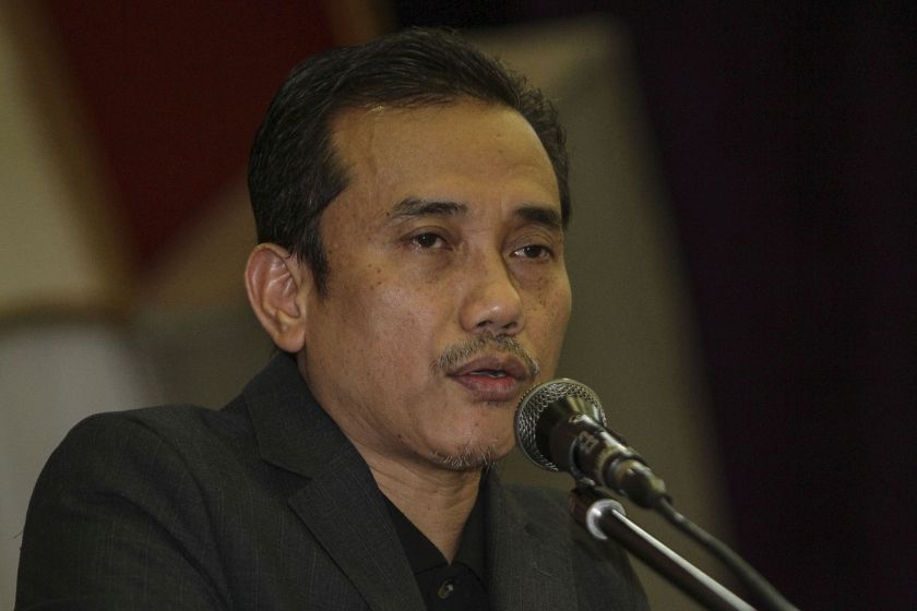 Aminuddin argued that the current maximum penalties that Shariah courts could impose were too light and would not successfully deter Muslims from repeating their offences. u00e2u20acu201d Picture by Zurairi AR