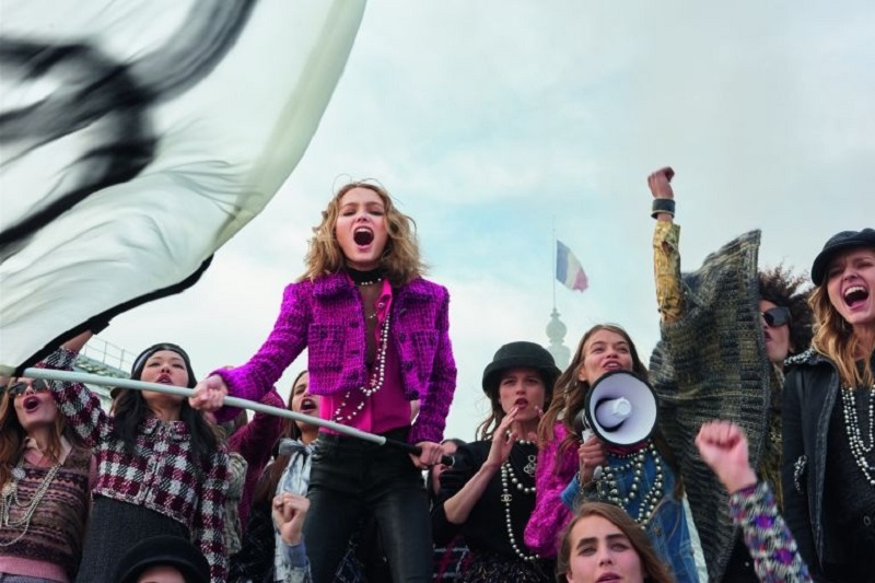 Nu00c2u00b05 Lu00e2u20acu2122Eau de Chanel Behind the scenes visuals with Lily-Rose Depp. u00e2u20acu201d AFP pic