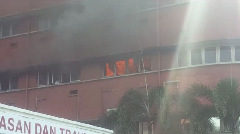 A screenshot of a fire which broke out at the Sultanah Aminah Hospital in Johor Baru earlier this morning.