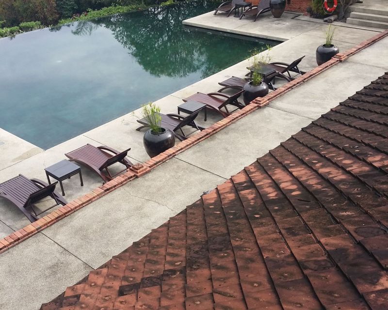 You could while away the afternoon by the pool at the Belmond Residence. 