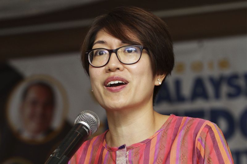 Tricia Yeoh speaks during Malaysia Freedom Summit in Petaling Jaya, October 8, 2016. u00e2u20acu2022 Picture by Yusof Mat Isa