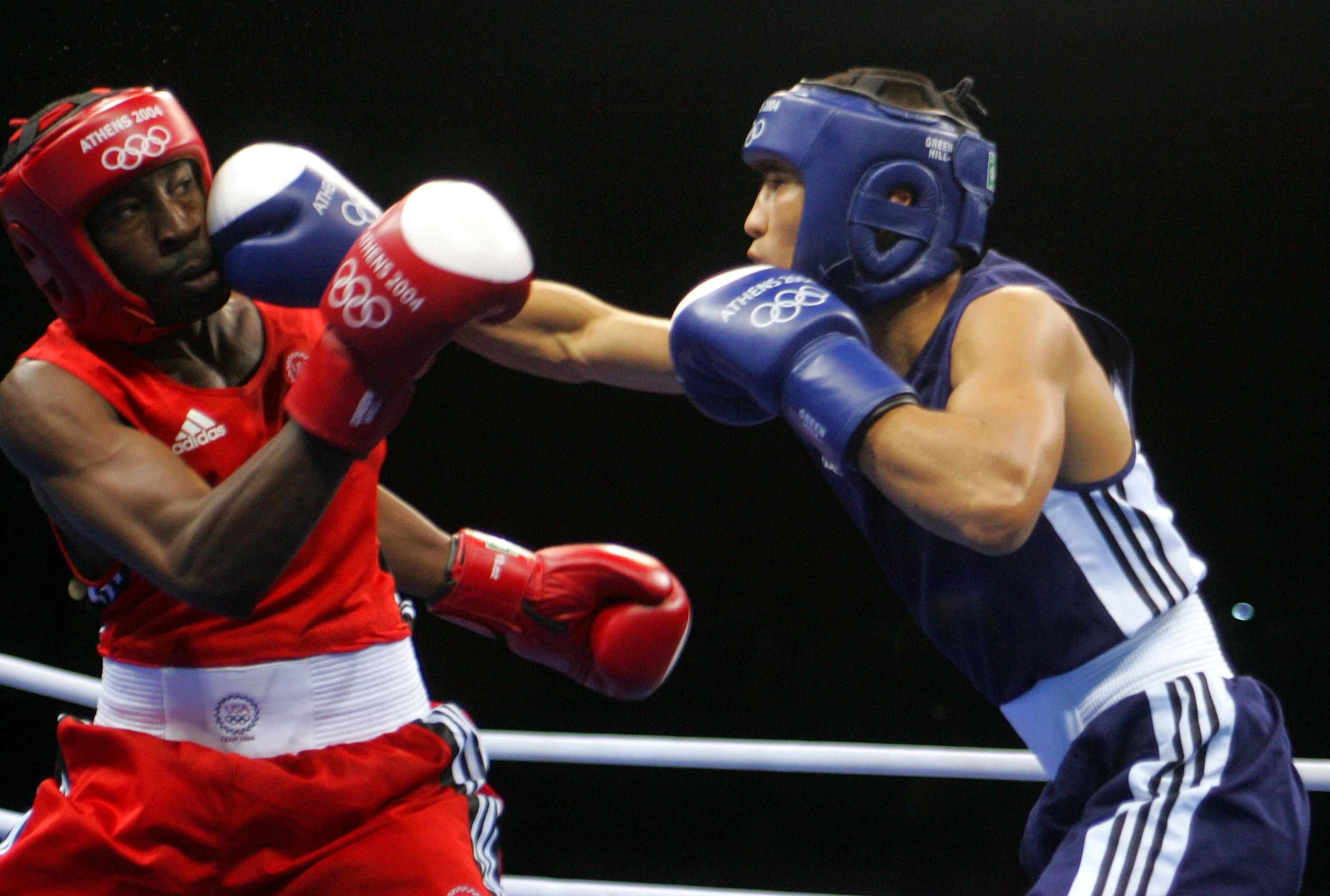 Andre Ward of the United States fighting Magomed Aripgadjiev of Belarus in the men's boxing 81 kg final bout on Sunday, August 29, 2004.u00c2u00a0u00e2u20acu201du00c2u00a0NYT pic