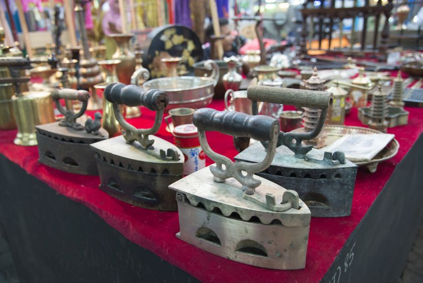 Antiques are also available at the Rope Walk, open daily till 3pm. 