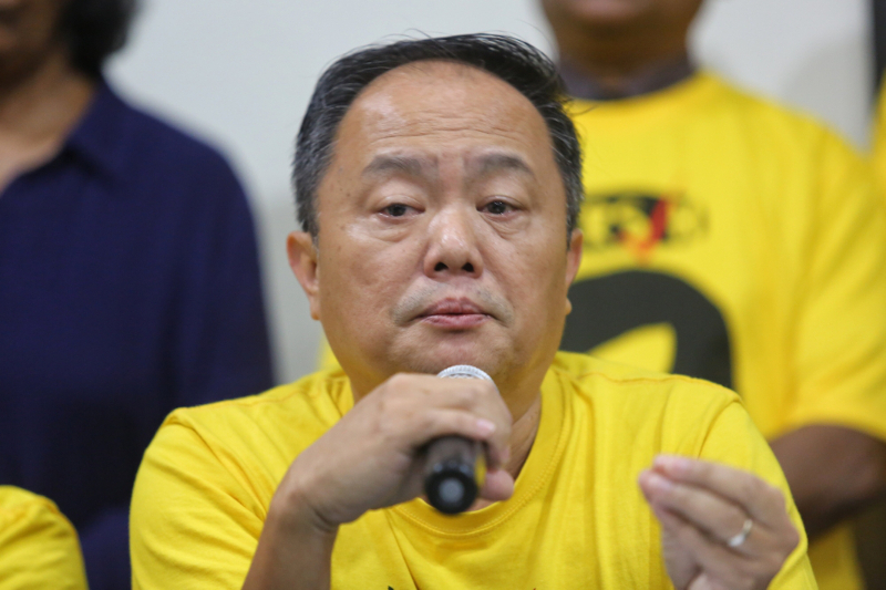 Bersih 2.0 treasurer Thomas Fann speaks at the post-Bersih press conference in Kuala Lumpur November 20, 2016. u00e2u20acu201d Picture by Saw Siow Feng
