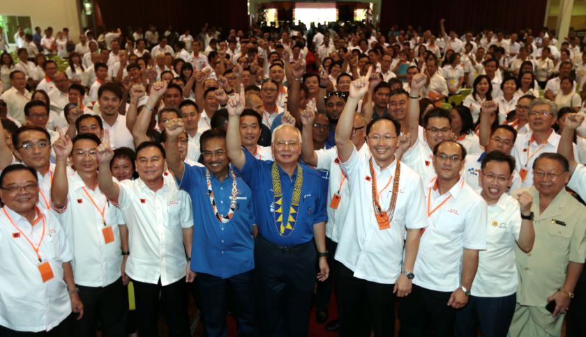 Prime MInister Datuk Seri Najib Razak (centre) with Liberal Democratic Party president Datuk Teo Chee Kang and other state leaders after the party congress in Sabah, November 12, 2016. u00e2u20acu2022 file pic