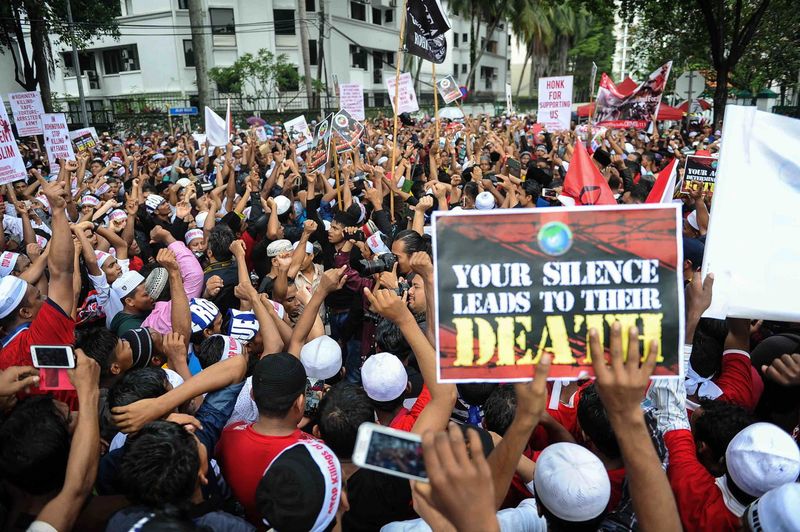 Hundreds of Rohingya people gathered and marched from Masjid Tabung Haji and gathered at the Myanmar embassy in Kuala Lumpur November 25, 2016, to protest the brutal treatment of Rohingya Muslims in the country. u00e2u20acu201d Bernama