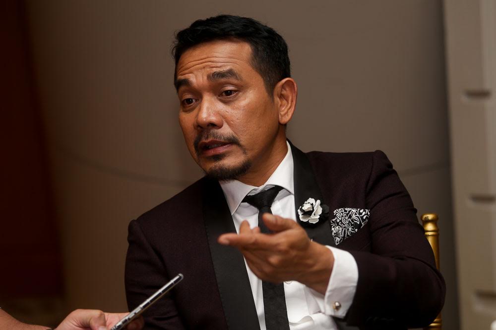  Datuk Rosyam Nor advised celebrities to withdraw from shooting if they are not willing to get vaccinated. — Picture by Choo Choy May